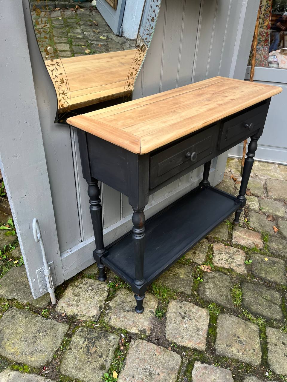 Wooden entrance console