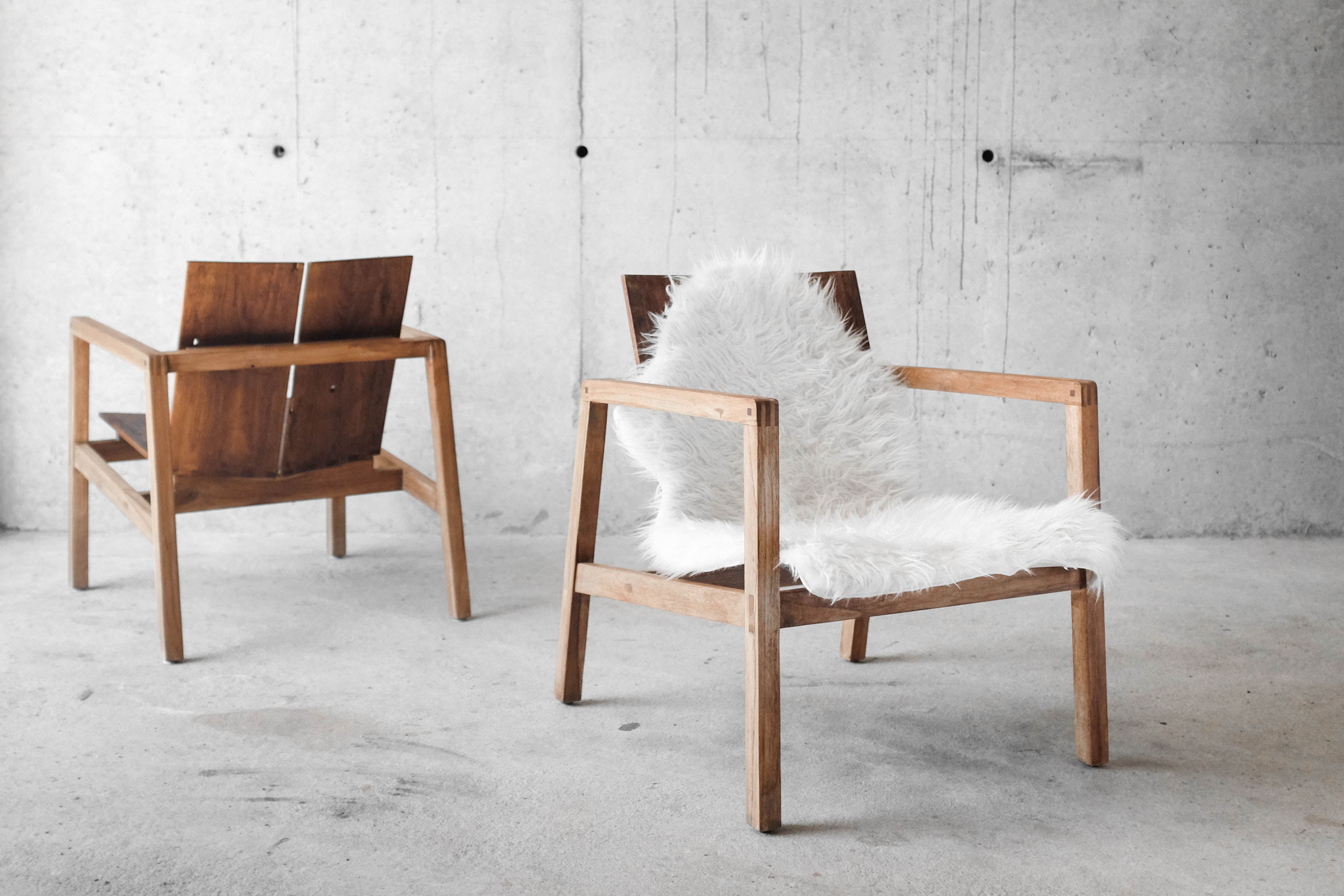 Pair of solid wooden armchairs 70