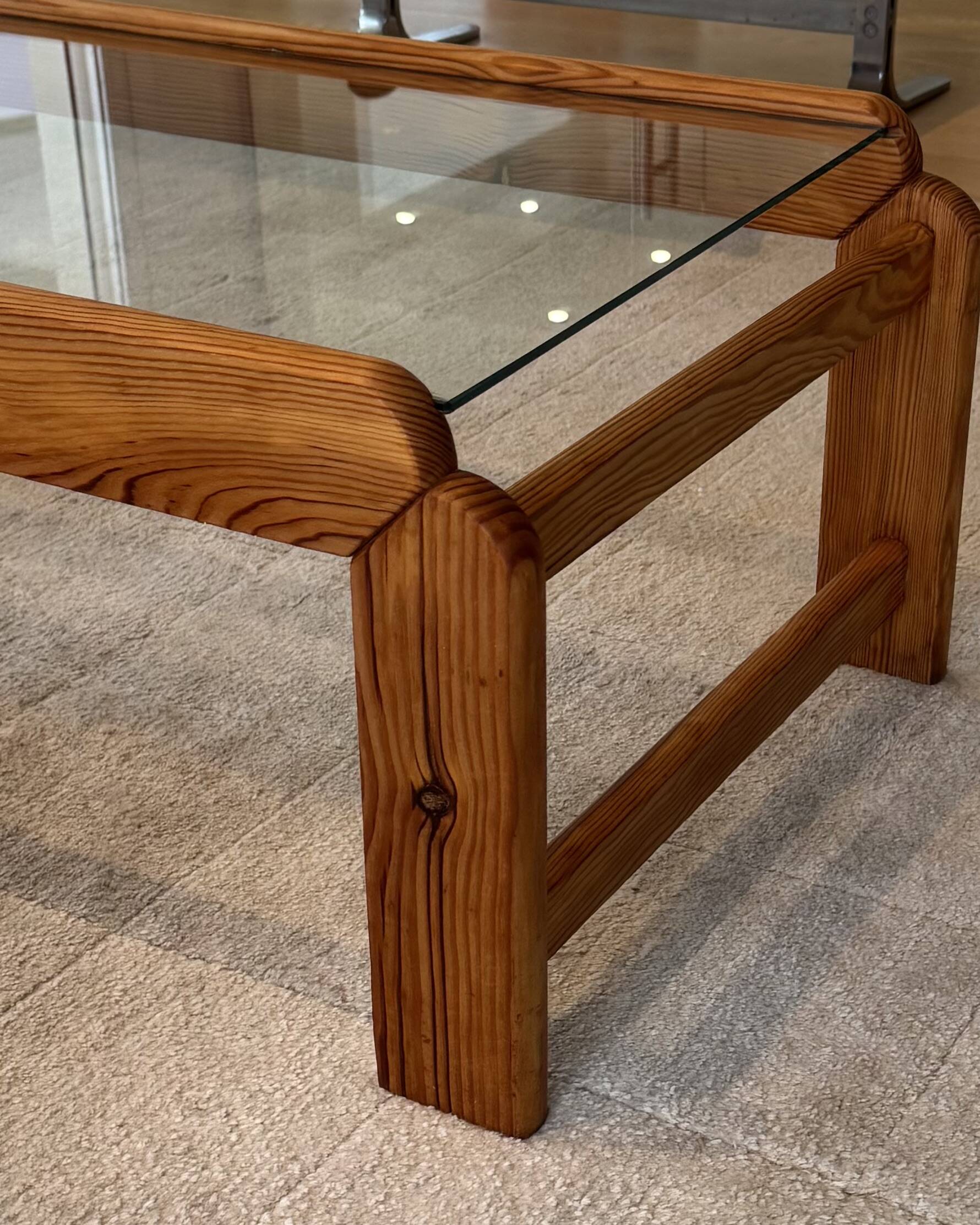 TRAVERSE - Coffee table in glass and wood