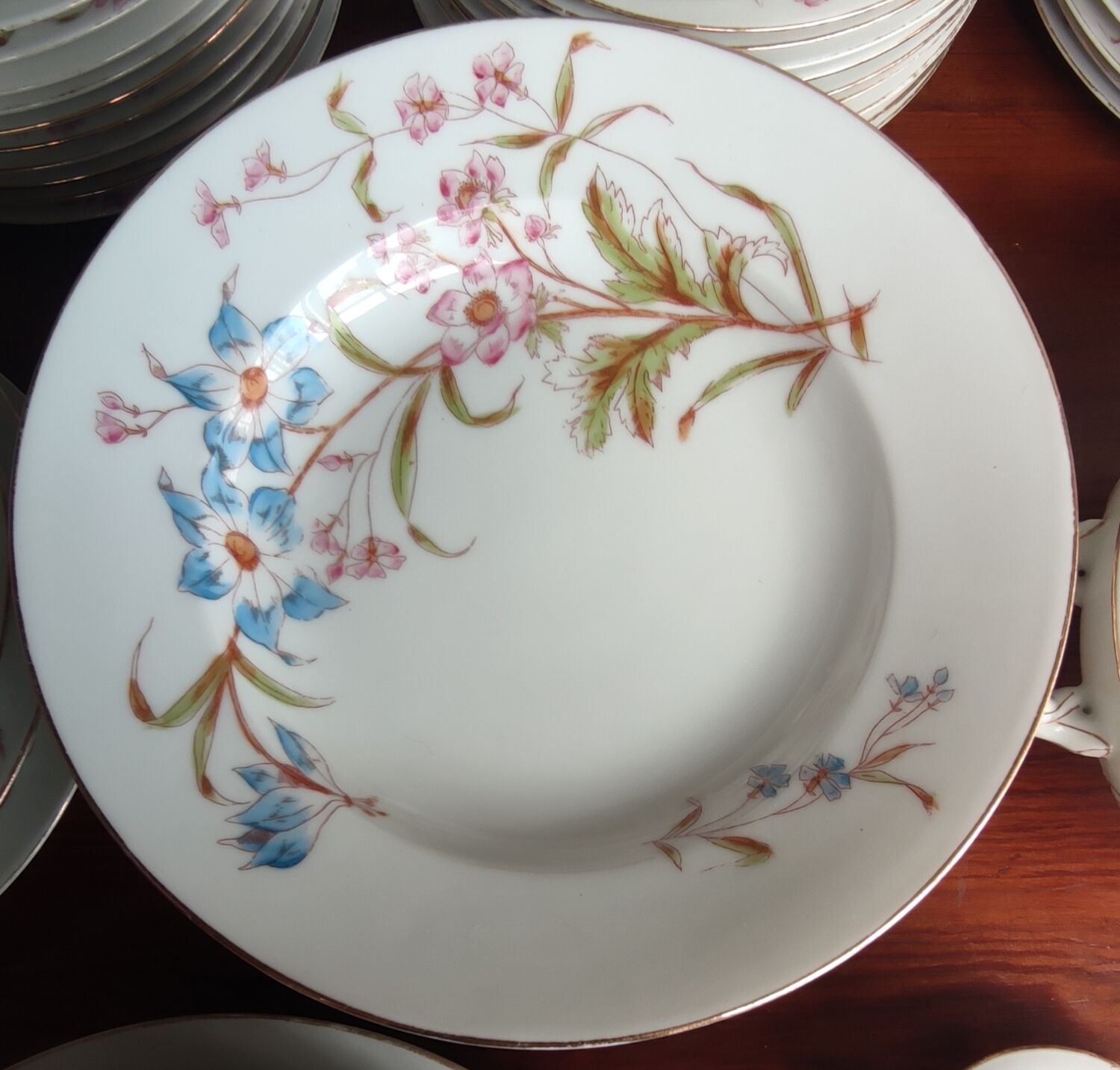 Old service tableware floral decoration 89 pieces