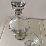 Carafe and its crystal glass.