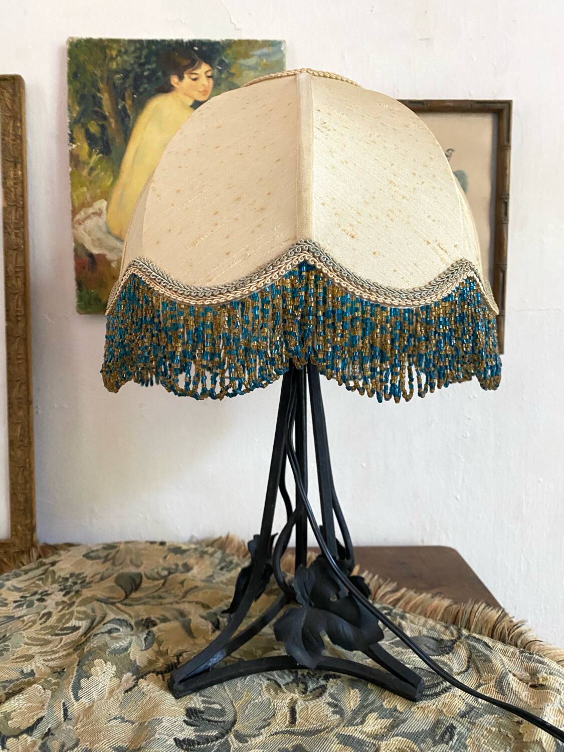 Retro wrought iron and pearl lamp