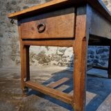 Rustic old oak table – Early 19th century