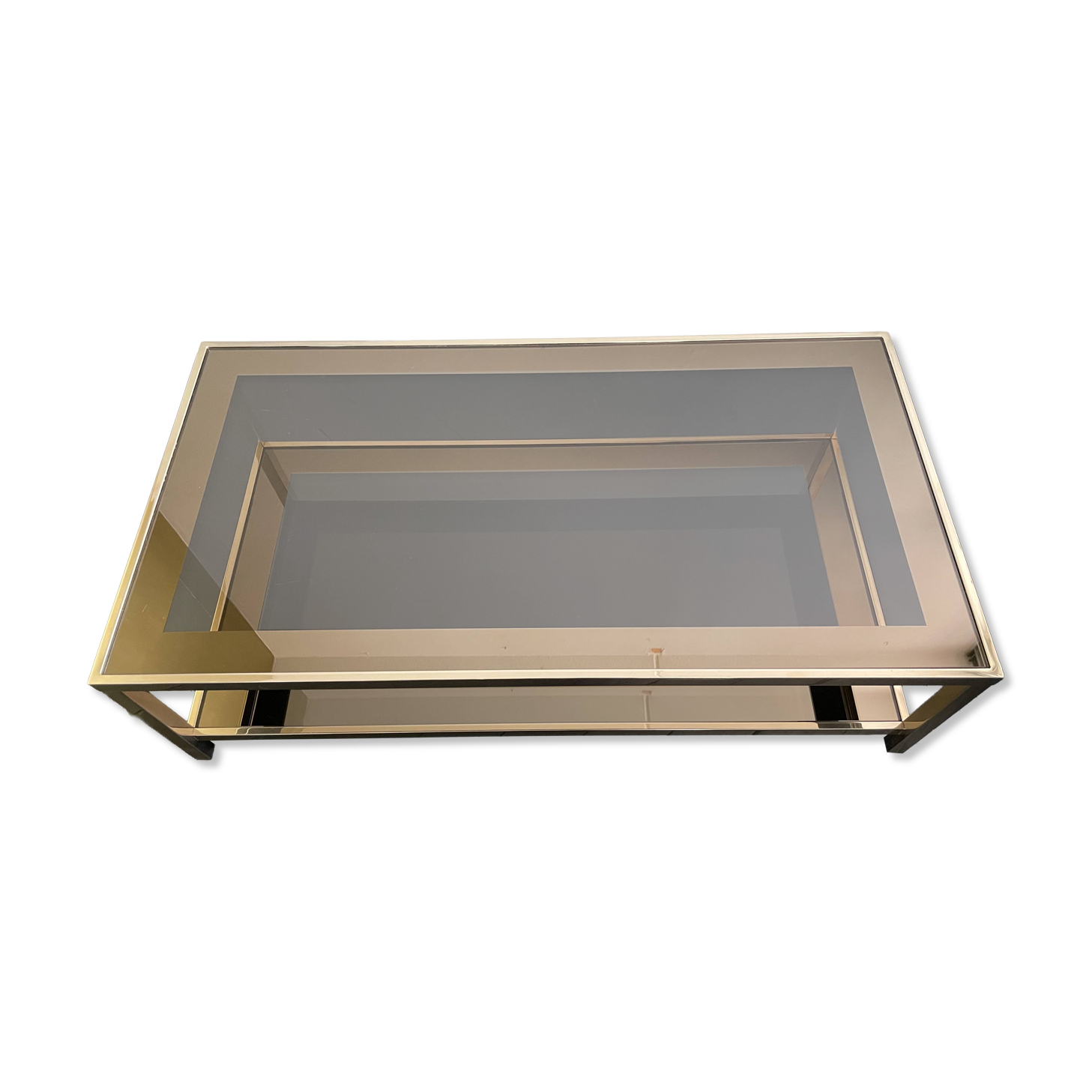 Table basse en verre fumé plaqué or 24 carats, sélection Dewulf par Belgo Chrom.