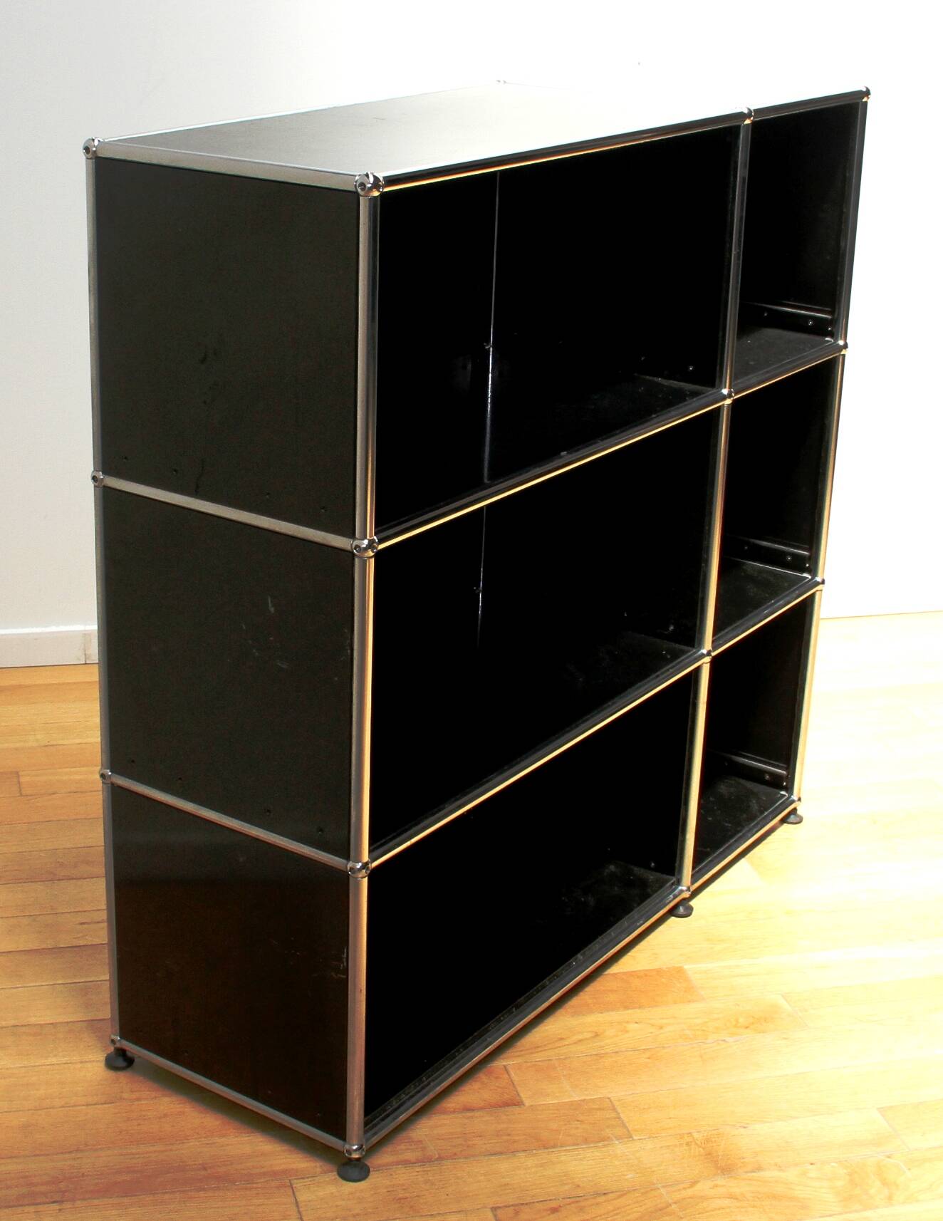 USM Haller storage unit