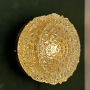 Applique ou plafonnier globe vintage en verre moulé