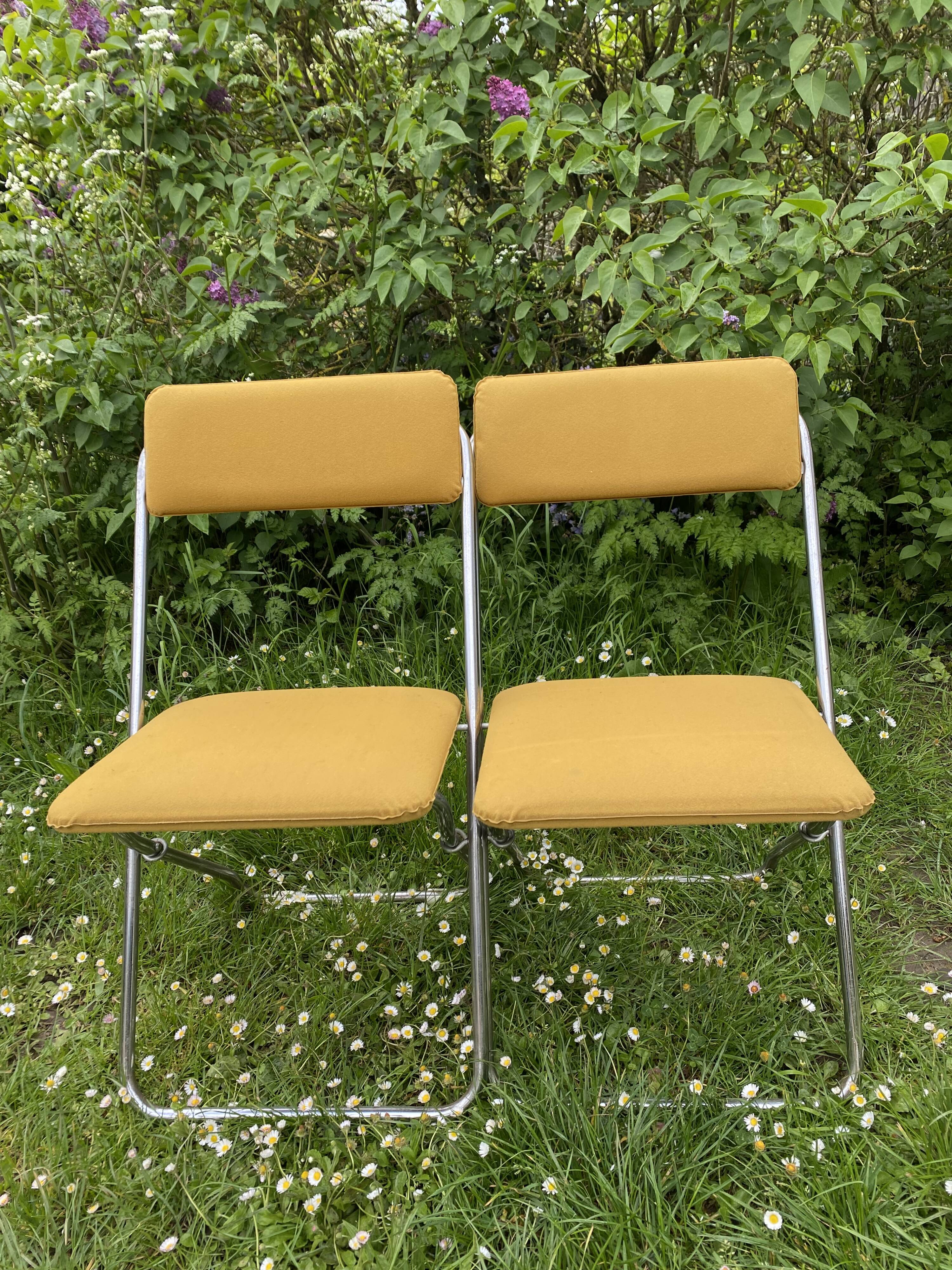 Framar vintage folding chairs; 70s