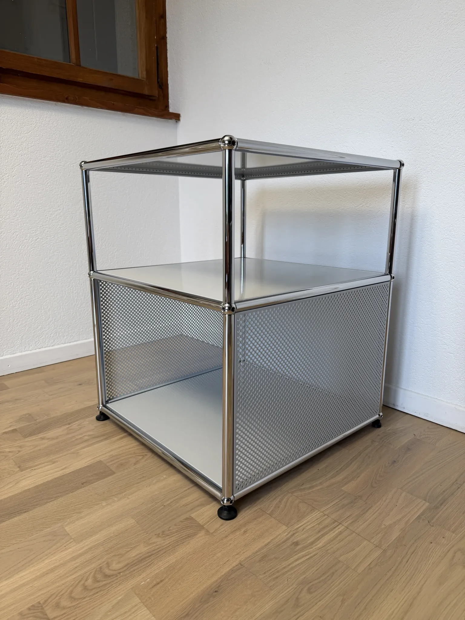 Meuble d’appoint USM Haller en Gris Clair