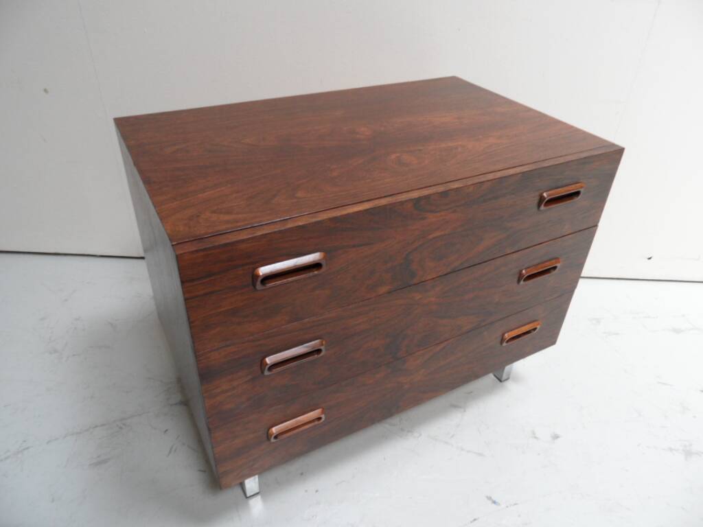Mid Century chest of drawers
