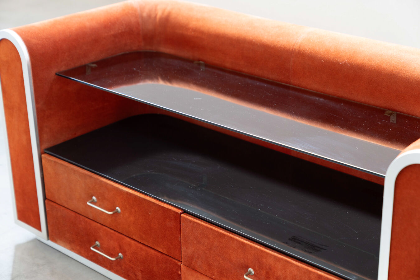 Alcantara chest of drawers, 70s