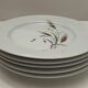 5 assiettes à dessert en porcelaine
