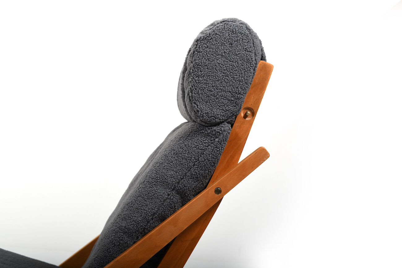 Fauteuil à dossier haut CH-03 par Hans J. Wegner