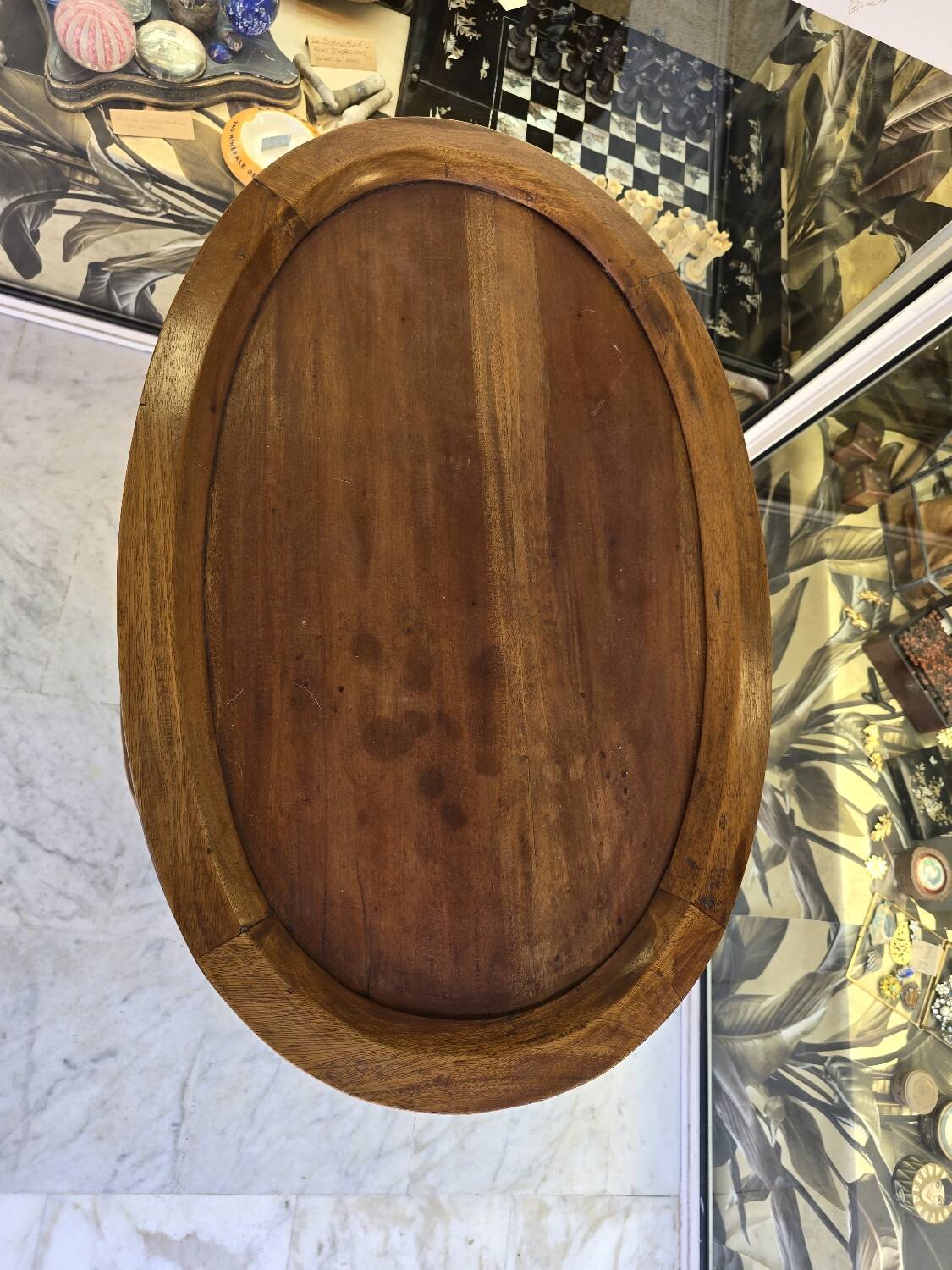 Showcase or tea cabinet