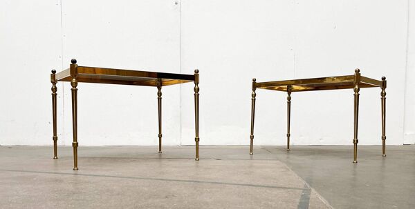 Tables d’appoint ou tables de chevet en laiton et verre de style néoclassique hollywoodien allemand du milieu du siècle, années 1950, lot de 2