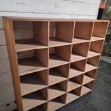 Solid wood workshop cabinet with compartments