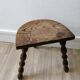 Tabouret tripode