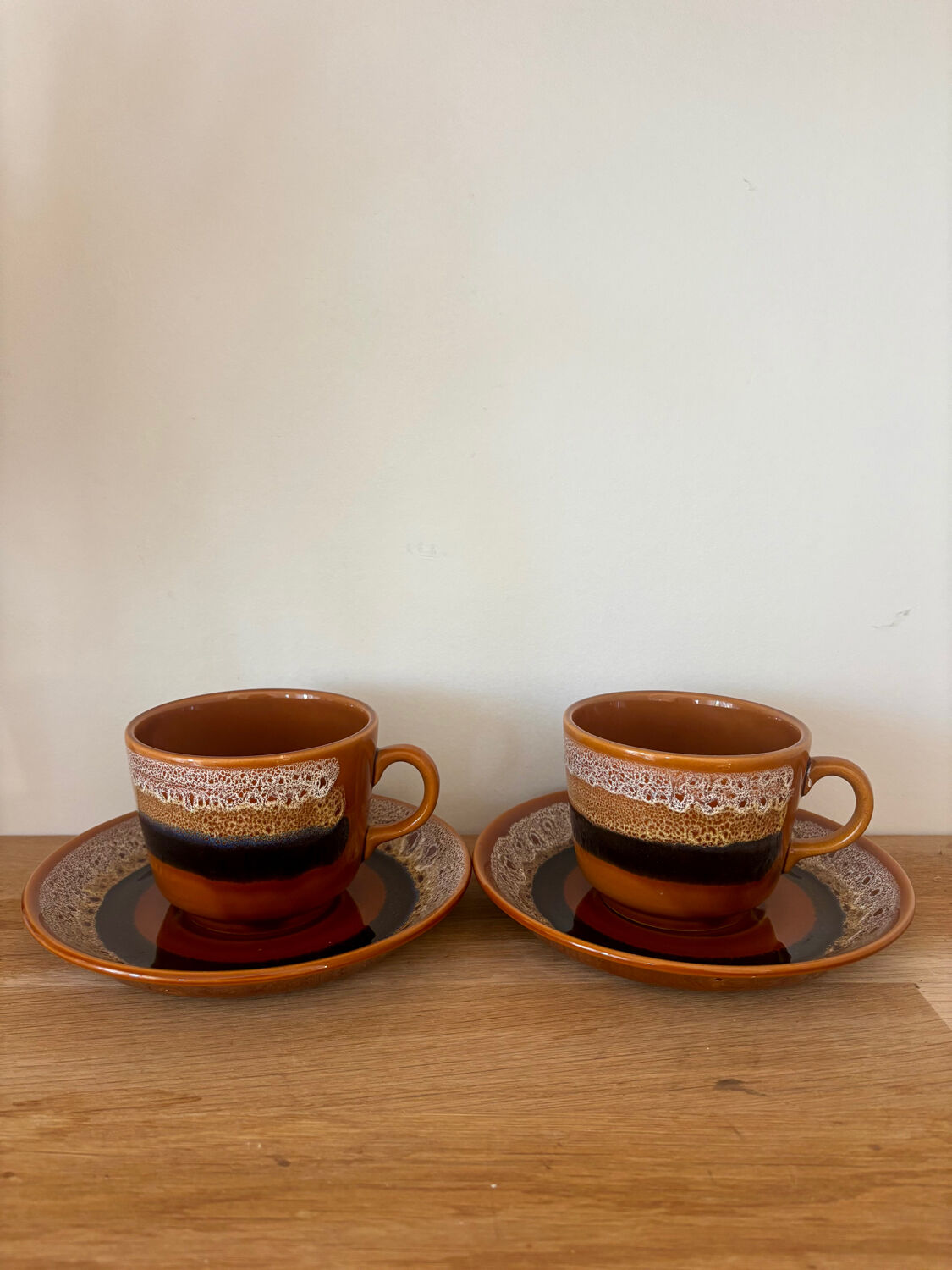 Vintage set of 2 cups and saucers Hawaii Sarreguemines