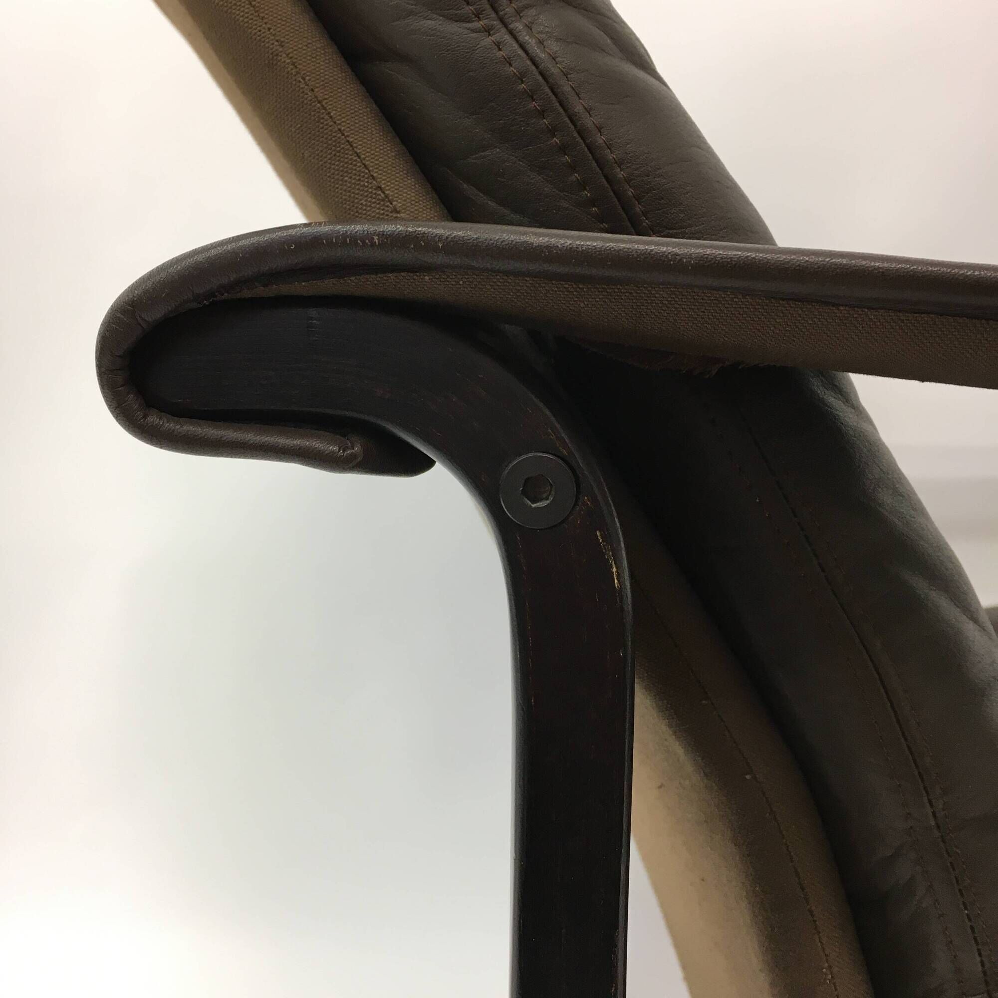 Mid-century design OY BJ Dahlqvist AB Dark Brown Leather safari lounge chai