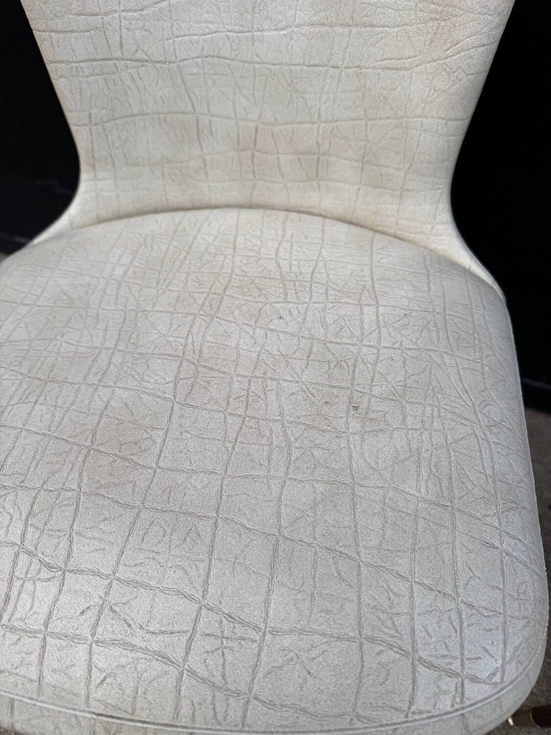 Baumann Essor chairs from the 1960s