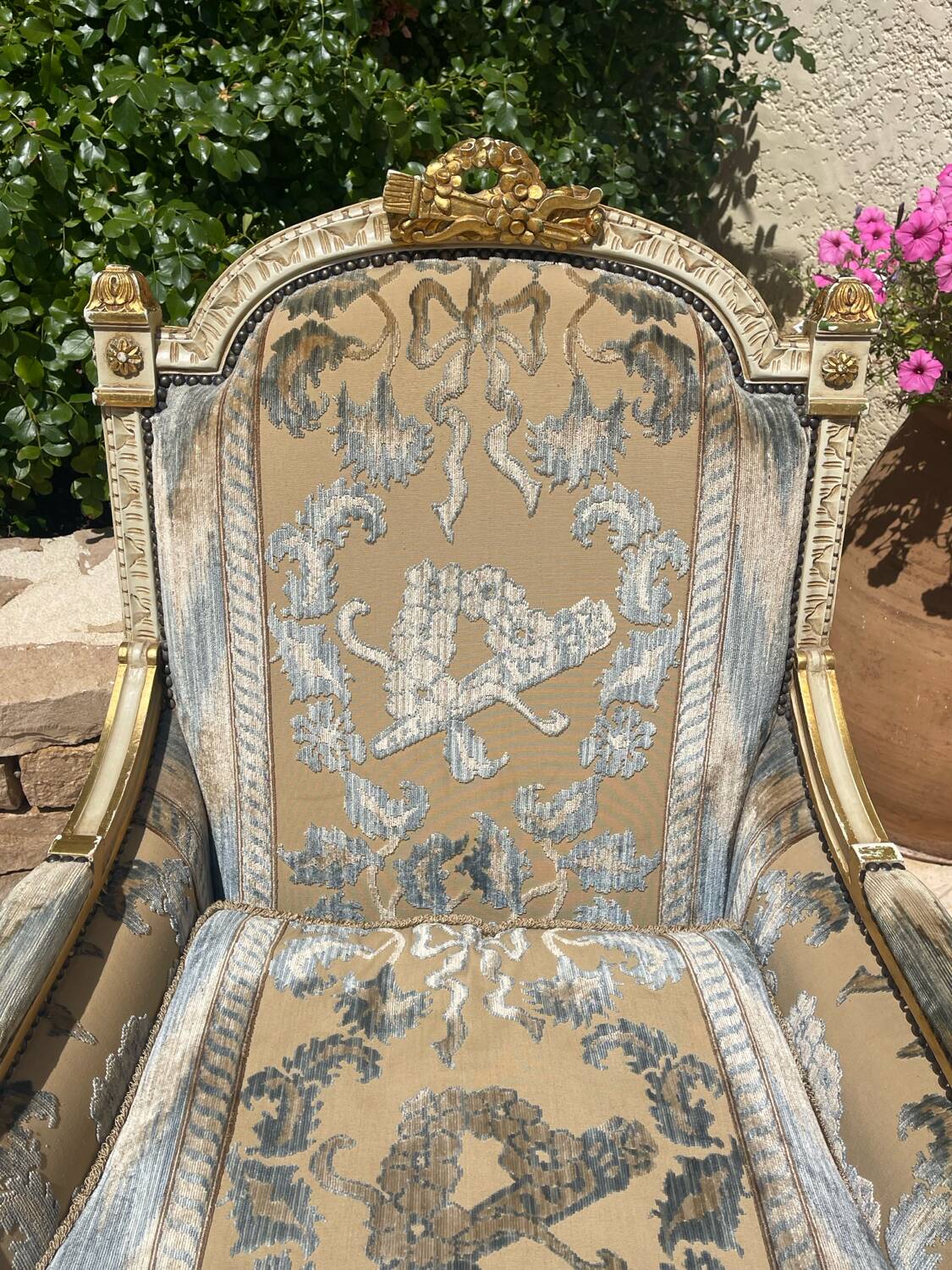 Louis XVI Style Living Room - 4 rooms
