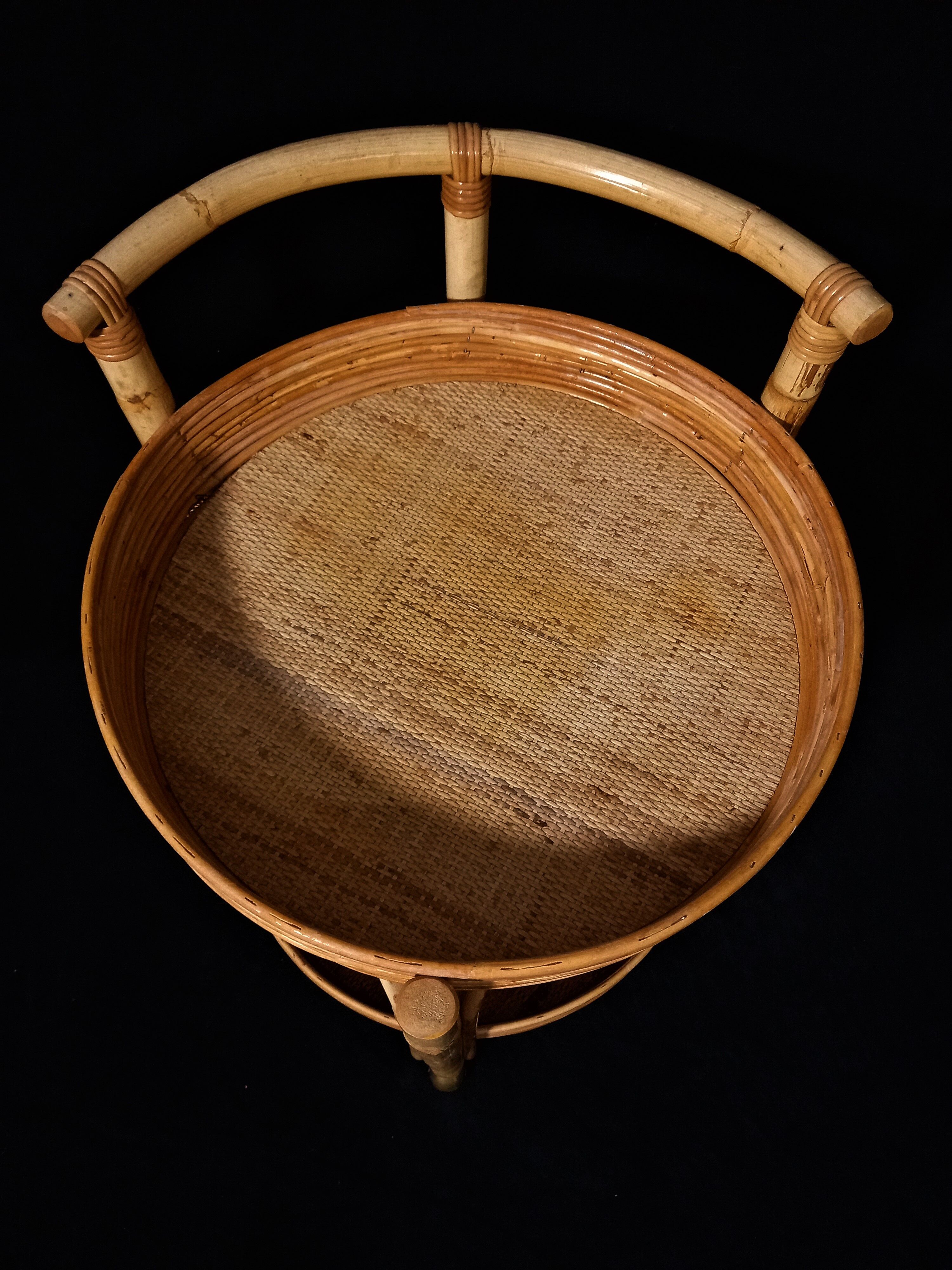 Round trolley with bamboo and rattan wheels