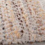 Tapis en laine beige vintage
