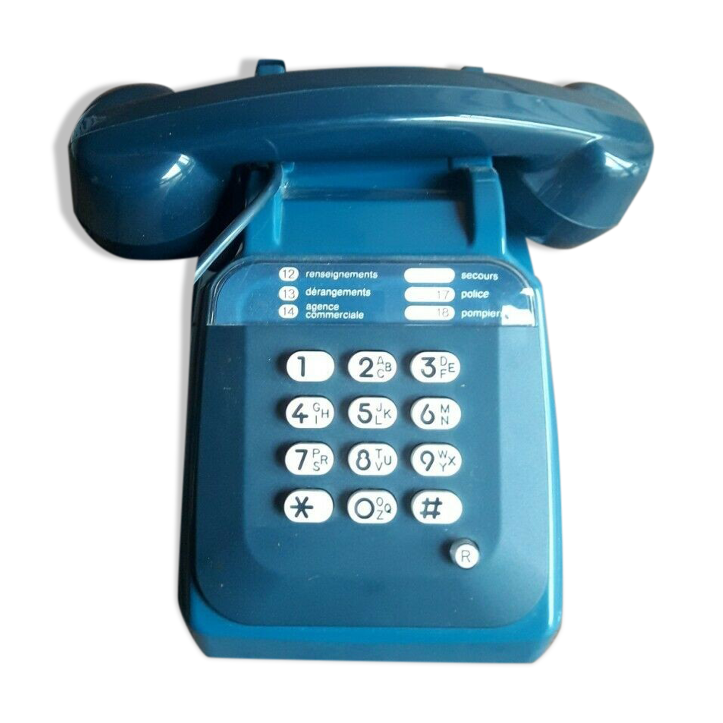 Vintage blue Bakélite old phone