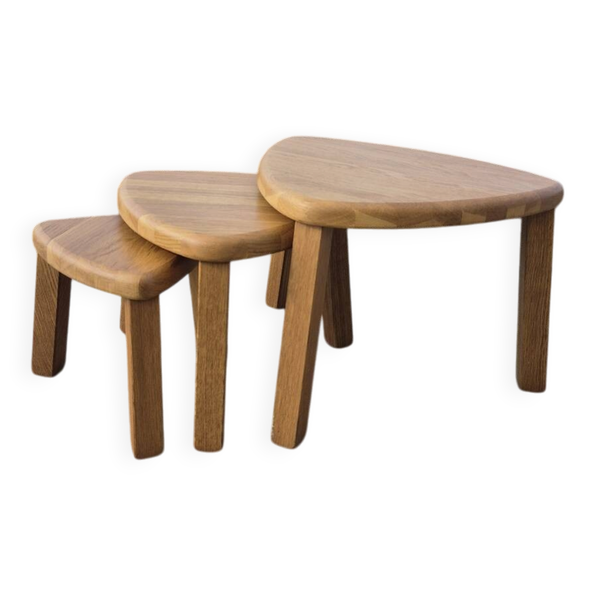 Vintage triangular oak side nesting tables (3)