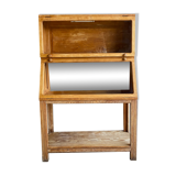 Showcase of trade store