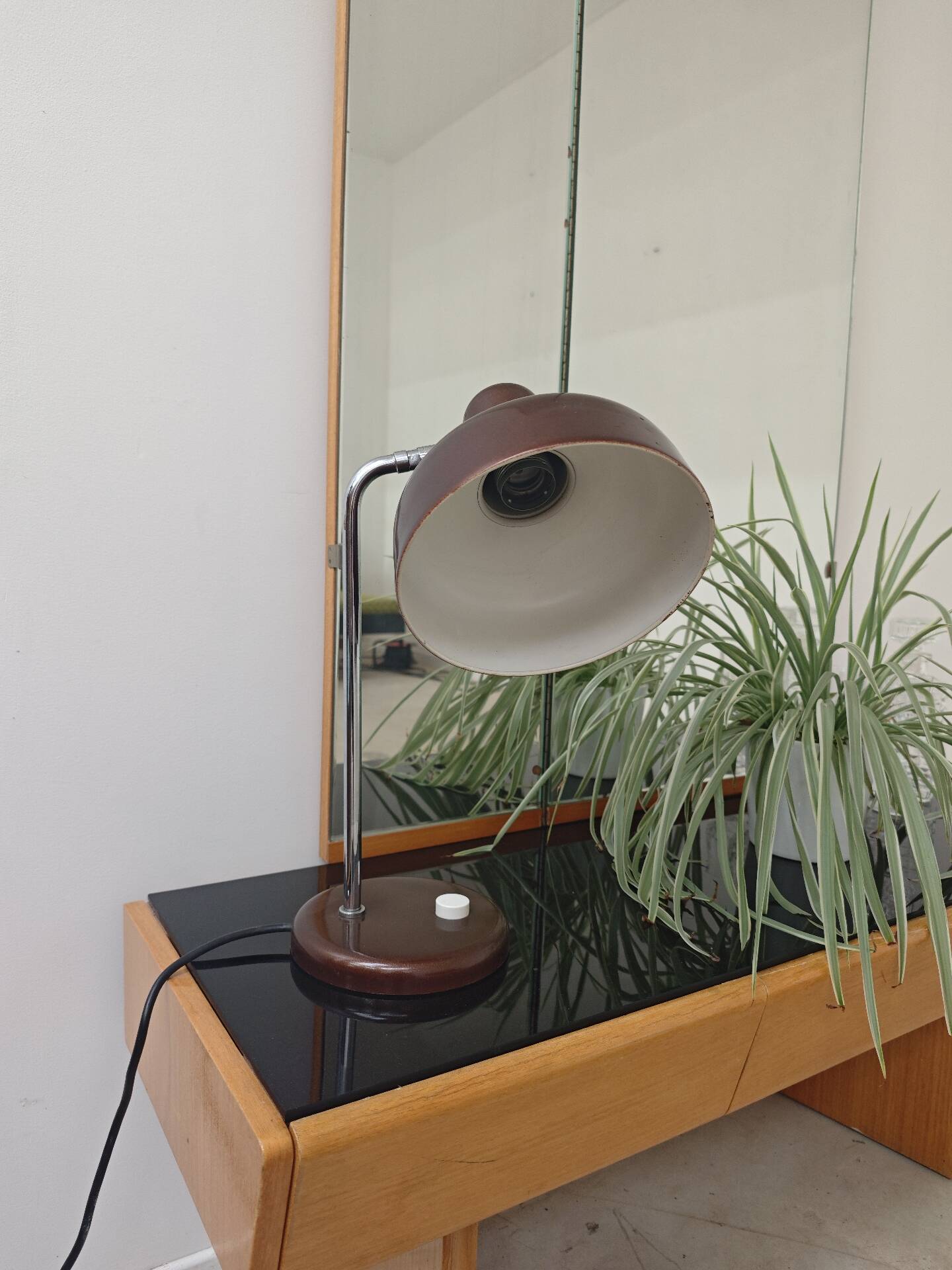 Szarvasi table lamp Hungary 1960