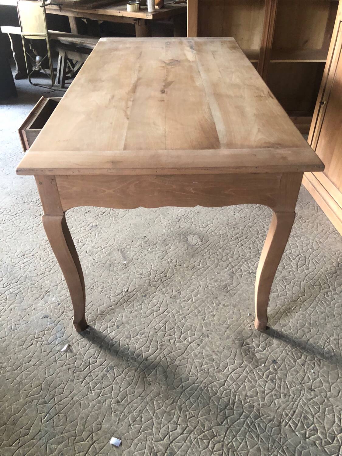 Farmhouse table