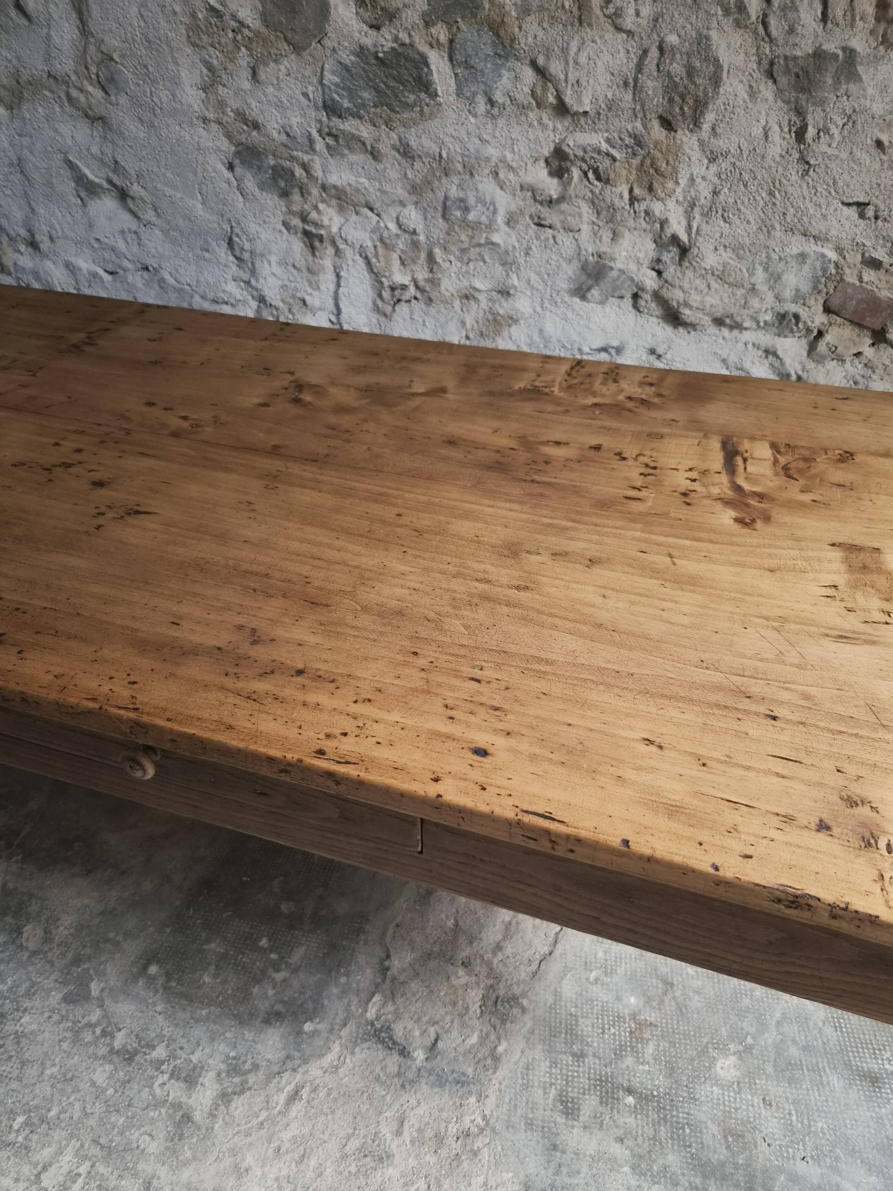Antique French farmhouse dining table in oak and poplar, 1850–1900
