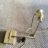Wall lamp in gold metal