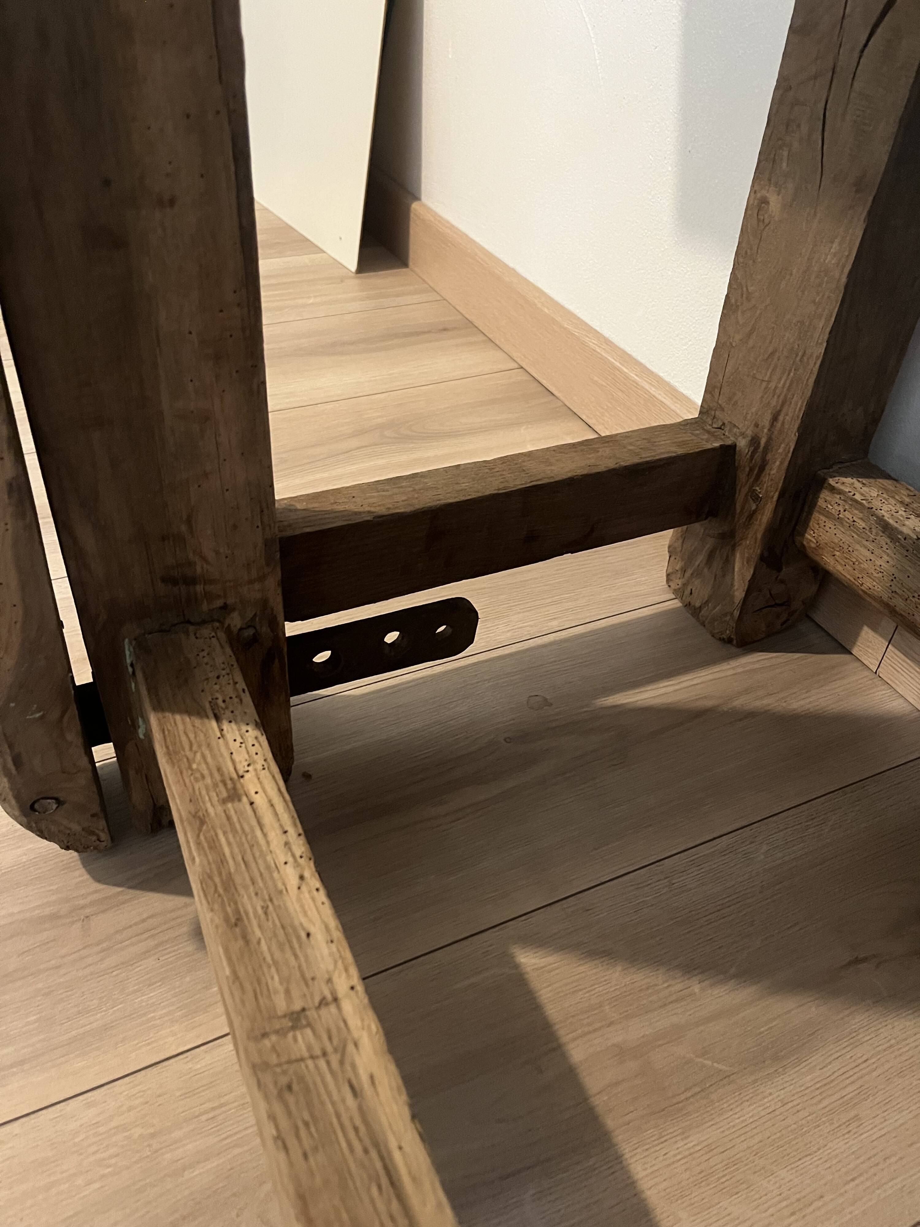 Old workbench / Carpenter's workbench