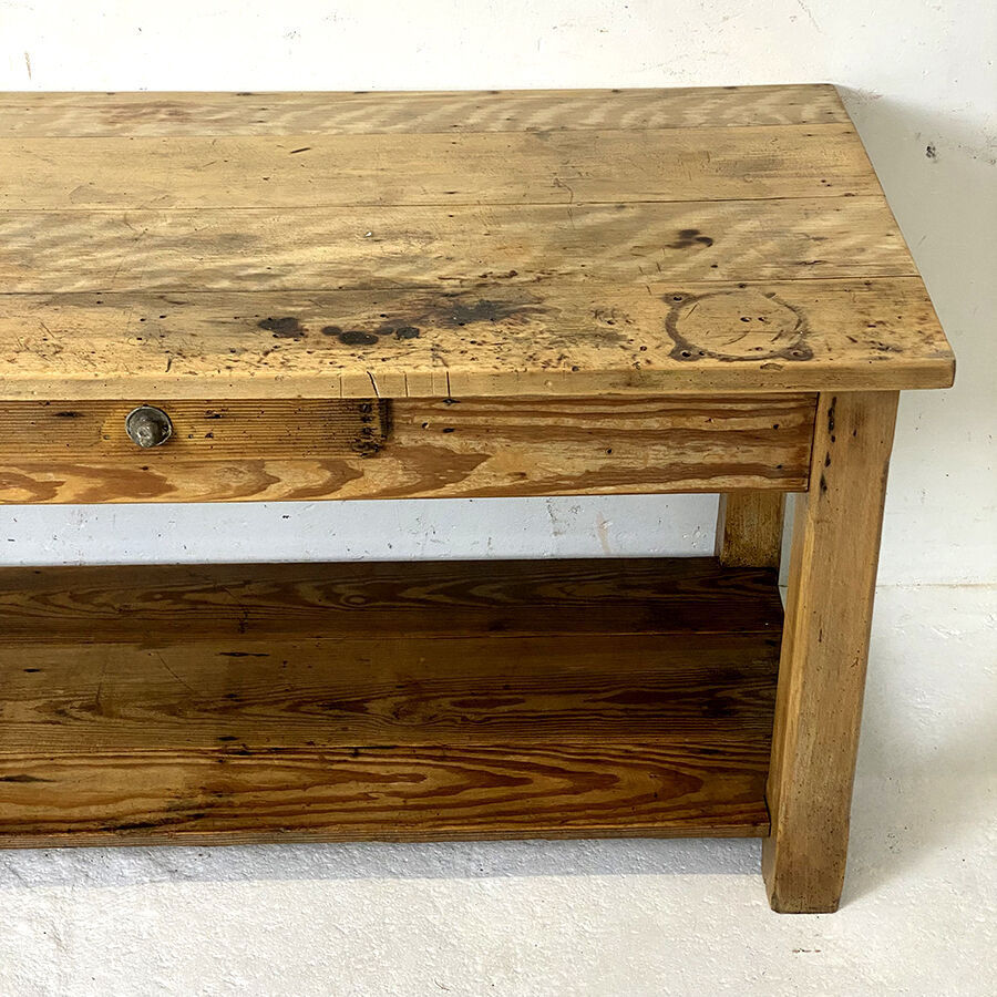 Old solid wood establishment