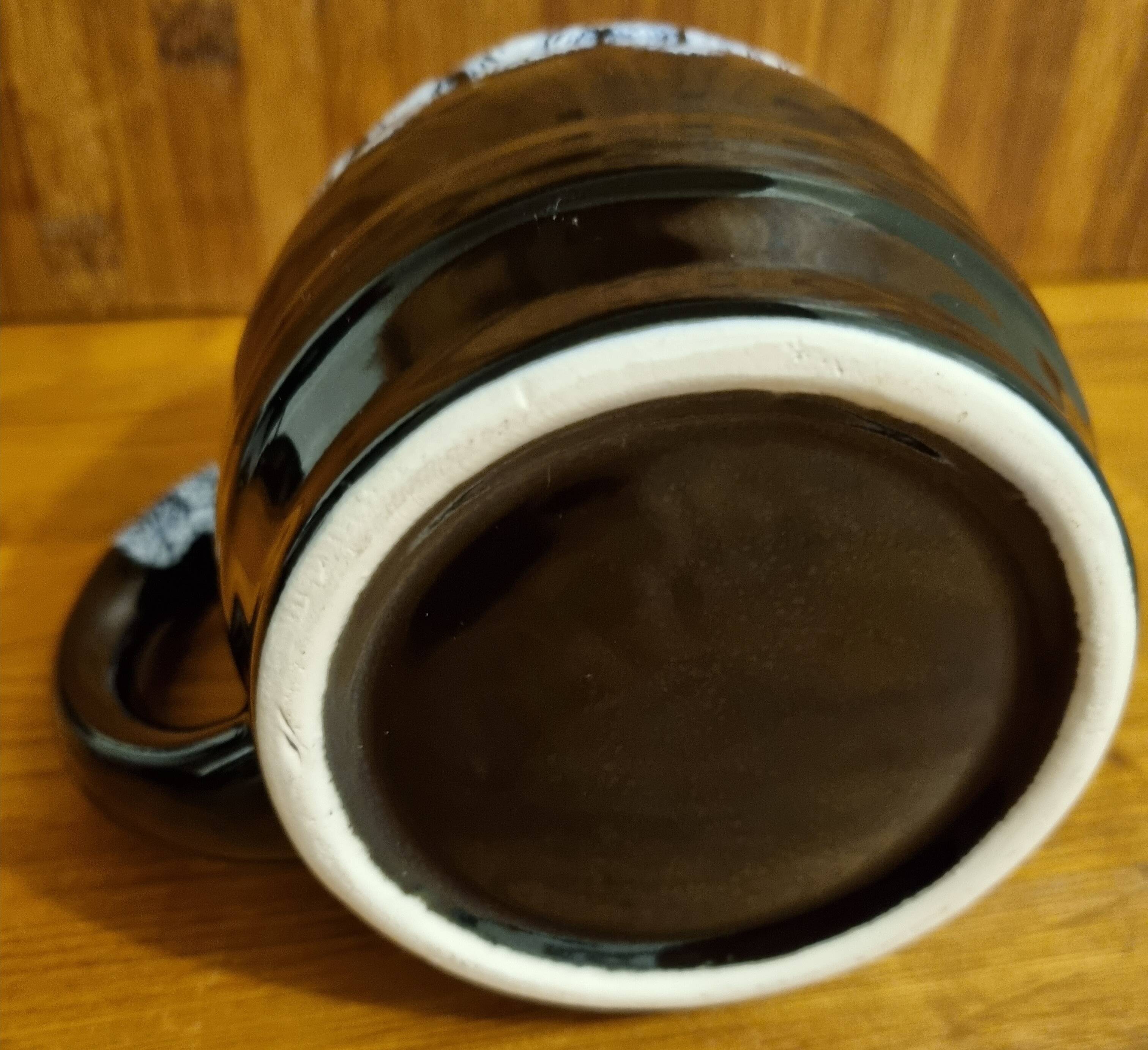 Vintage alpho black and white pitcher 60 cl