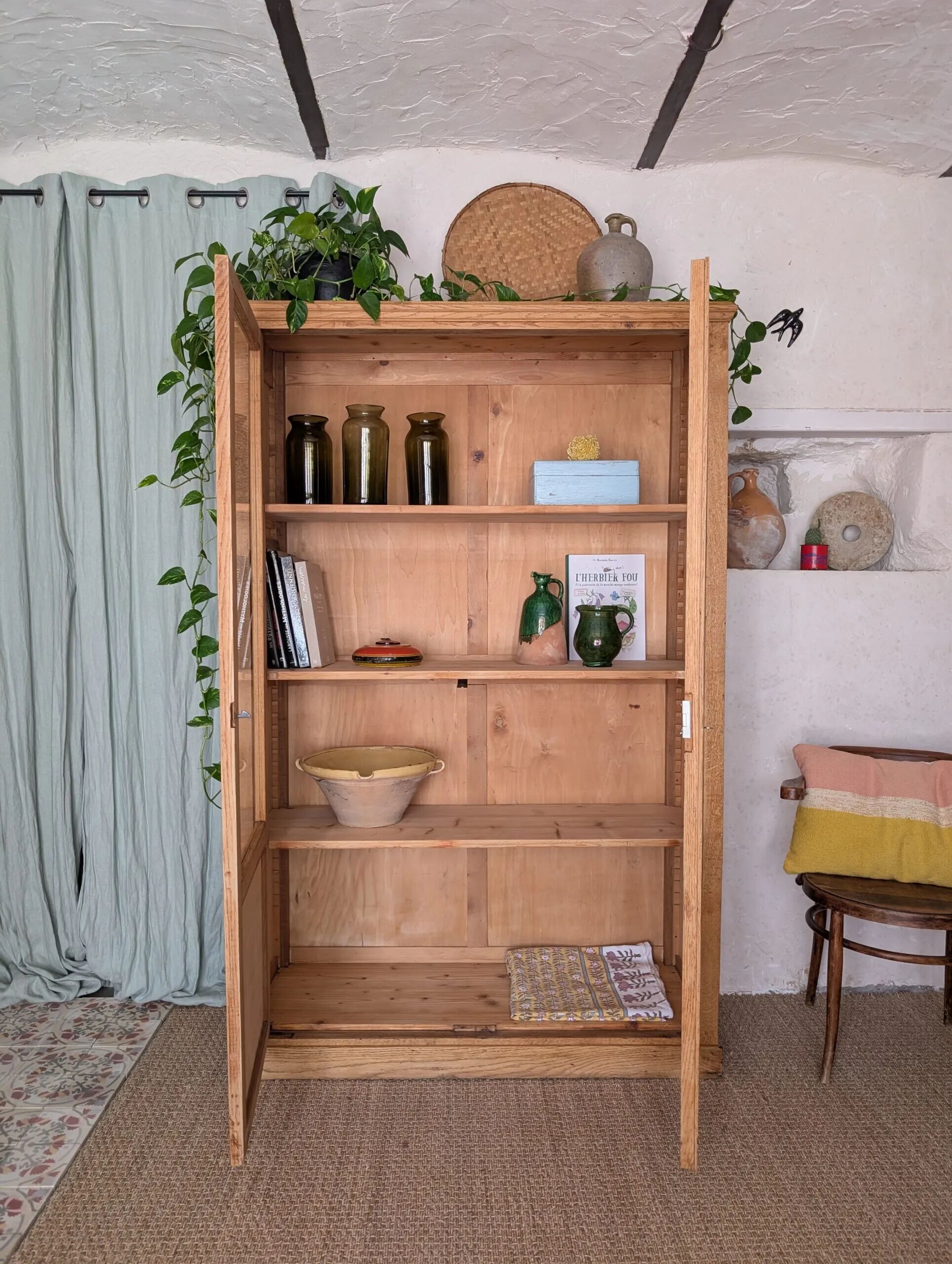 Vintage 1950s light oak school display cabinet – Vintage bookshelf