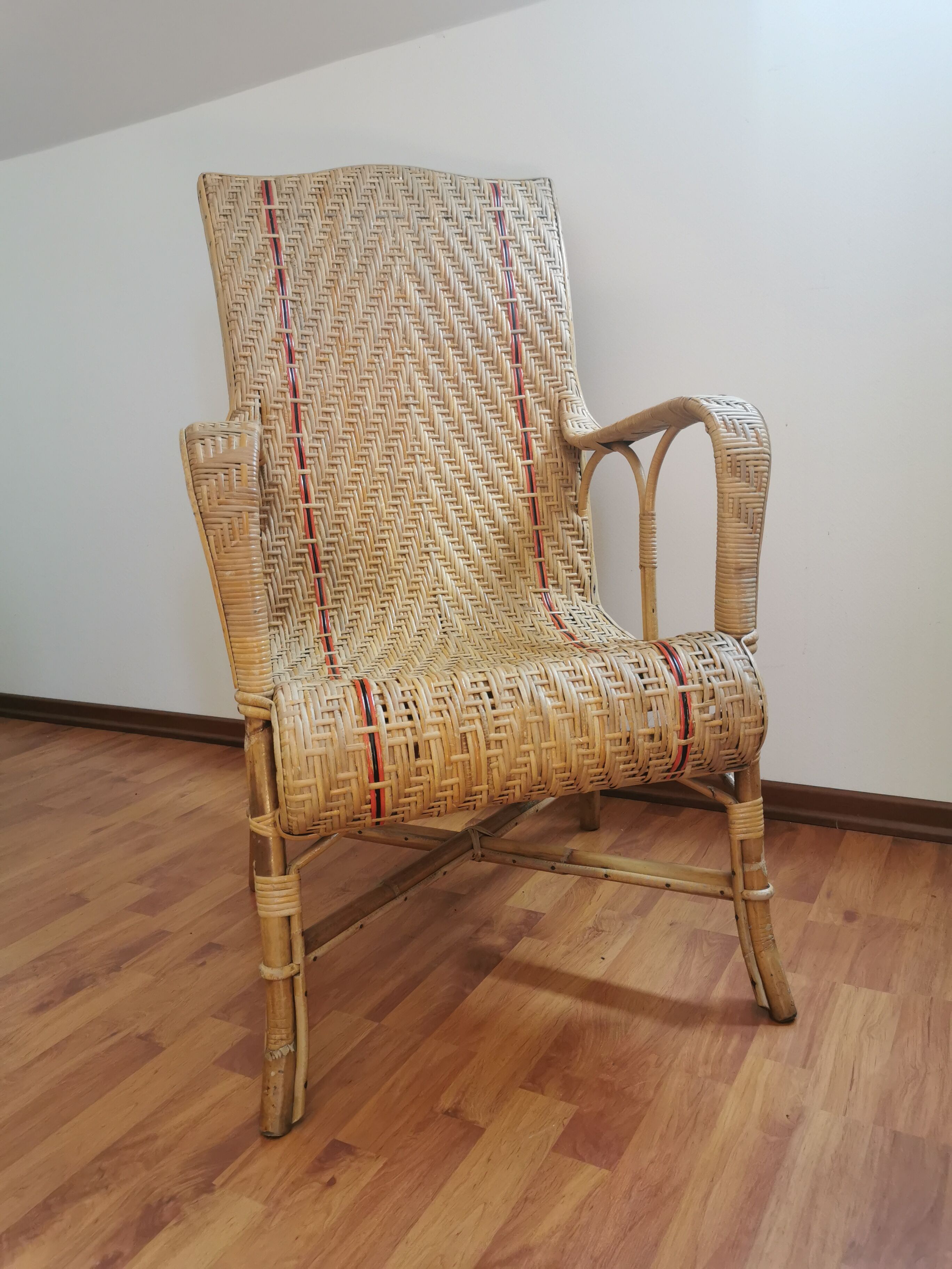 Rattan/wicker armchair 30s