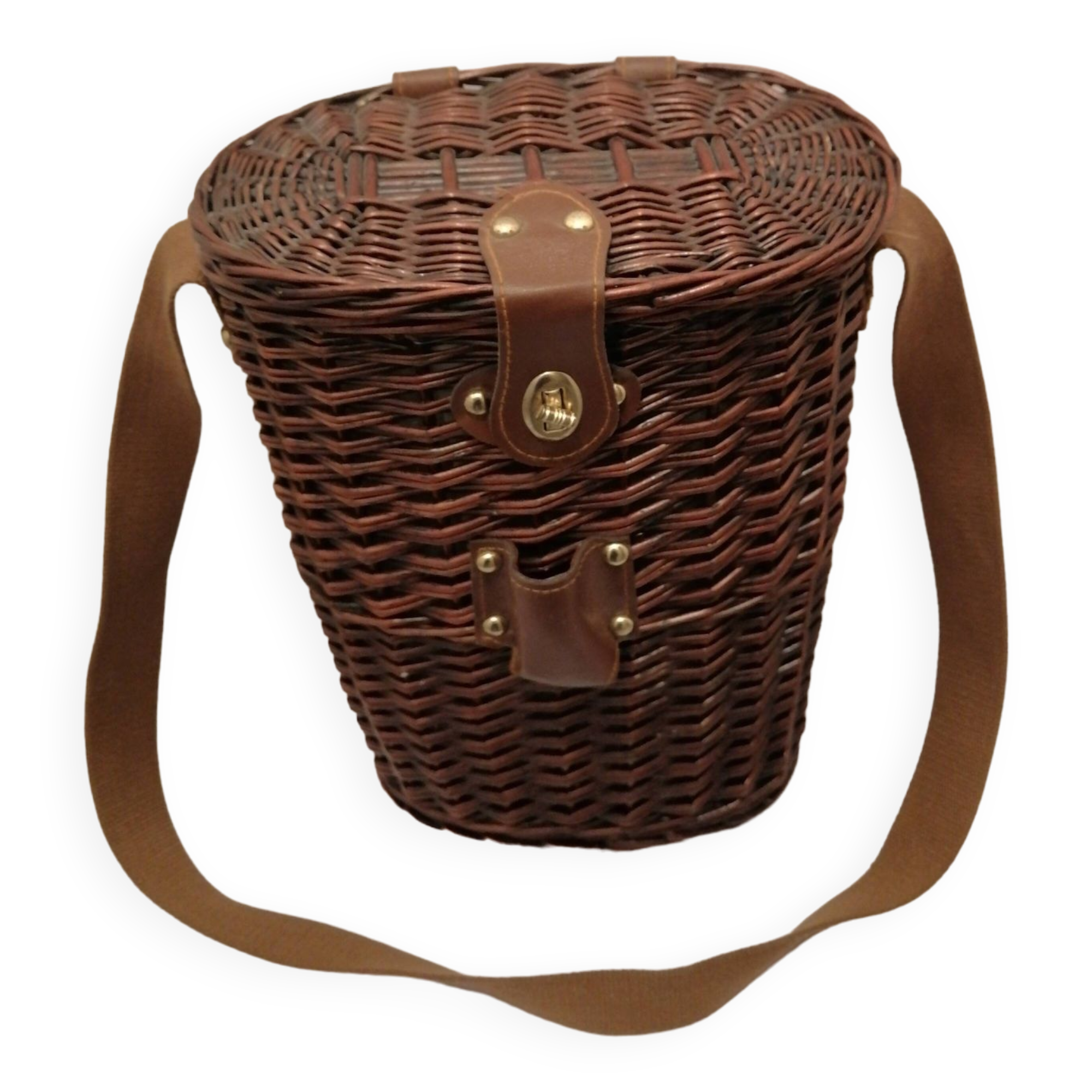 Wicker wine bottle holder basket