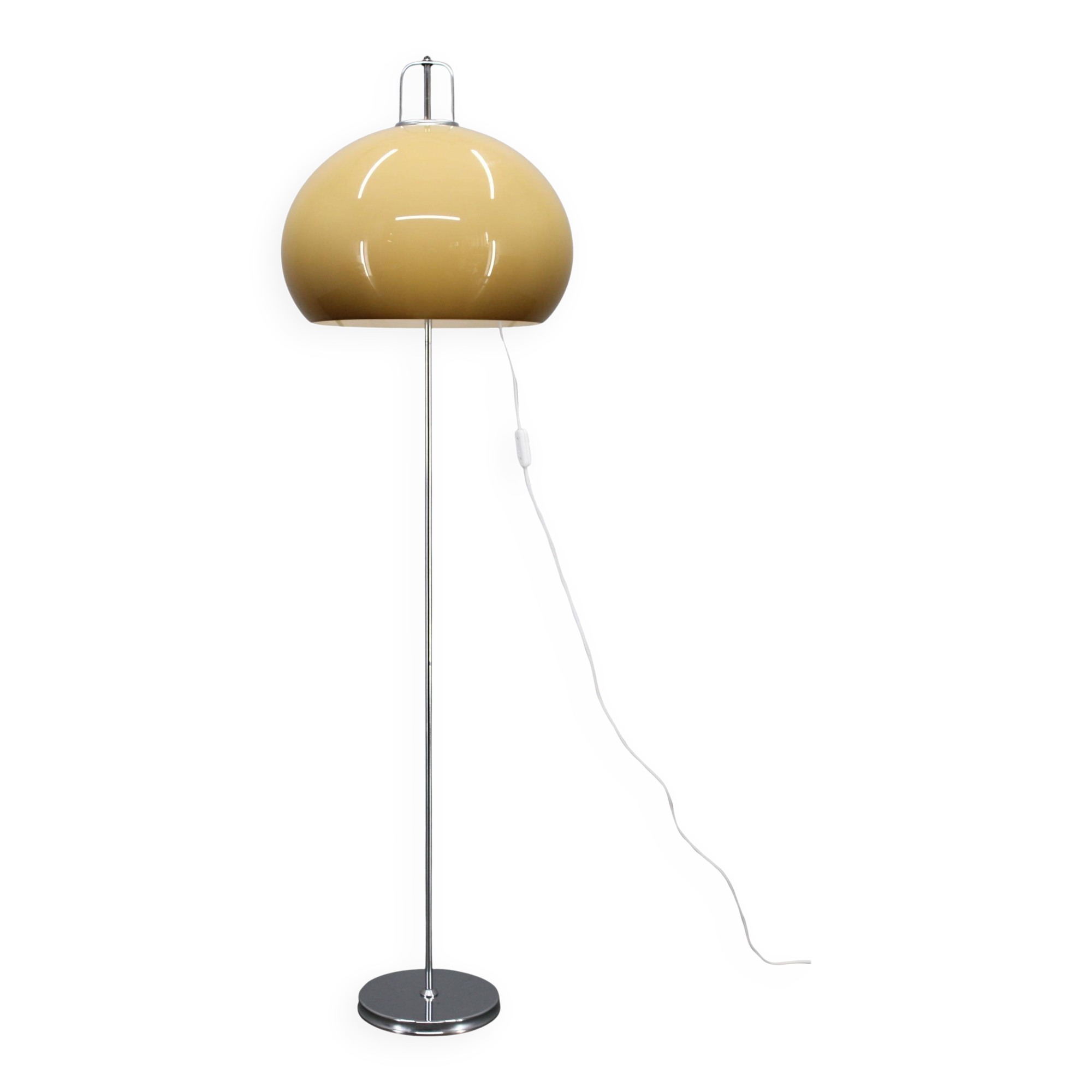 Guzzini Meblo floor lamp with plastic shade, Italy 1970 — Space Age chrome modern