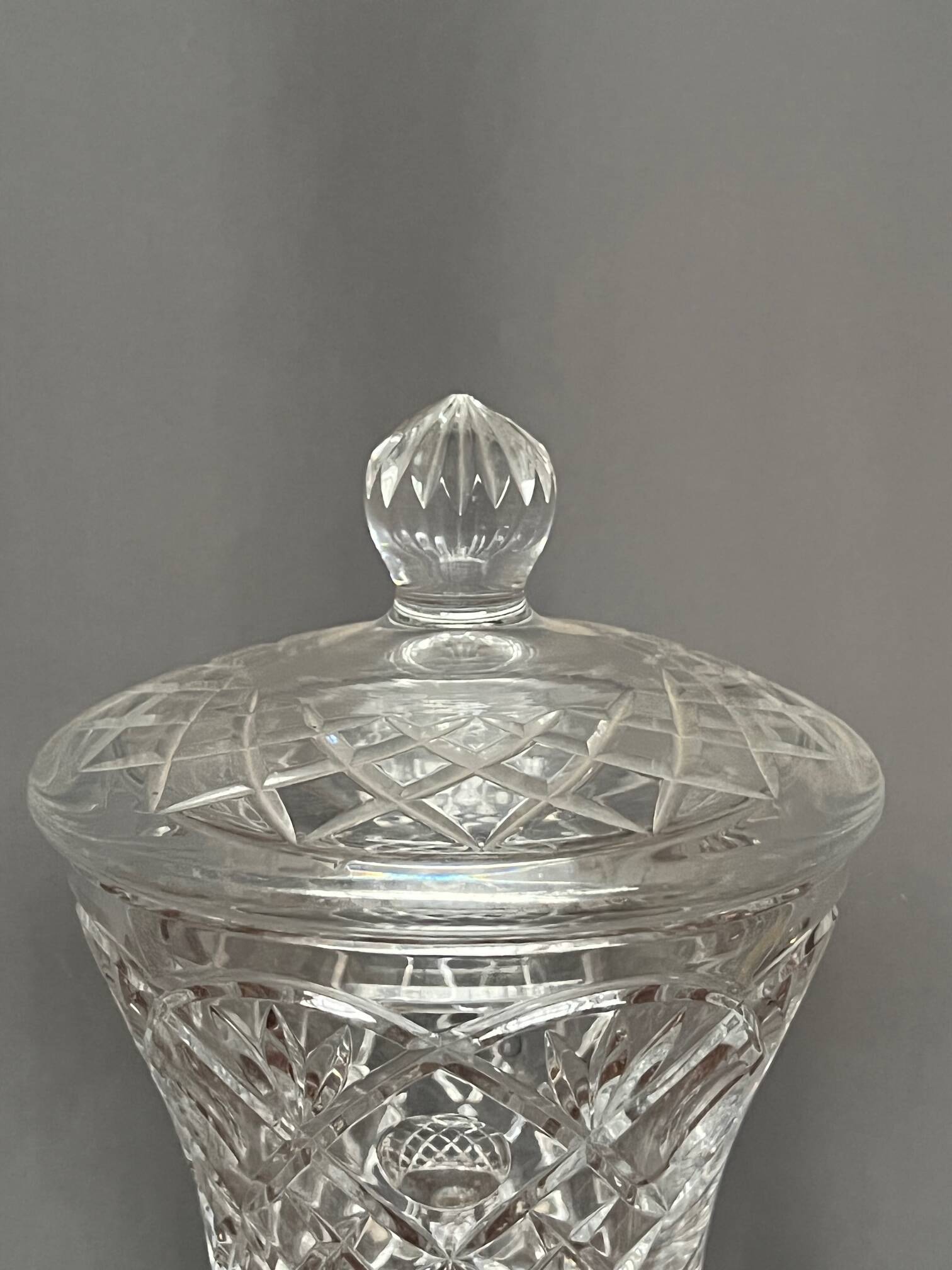 Solid crystal candy box. 24% lead.