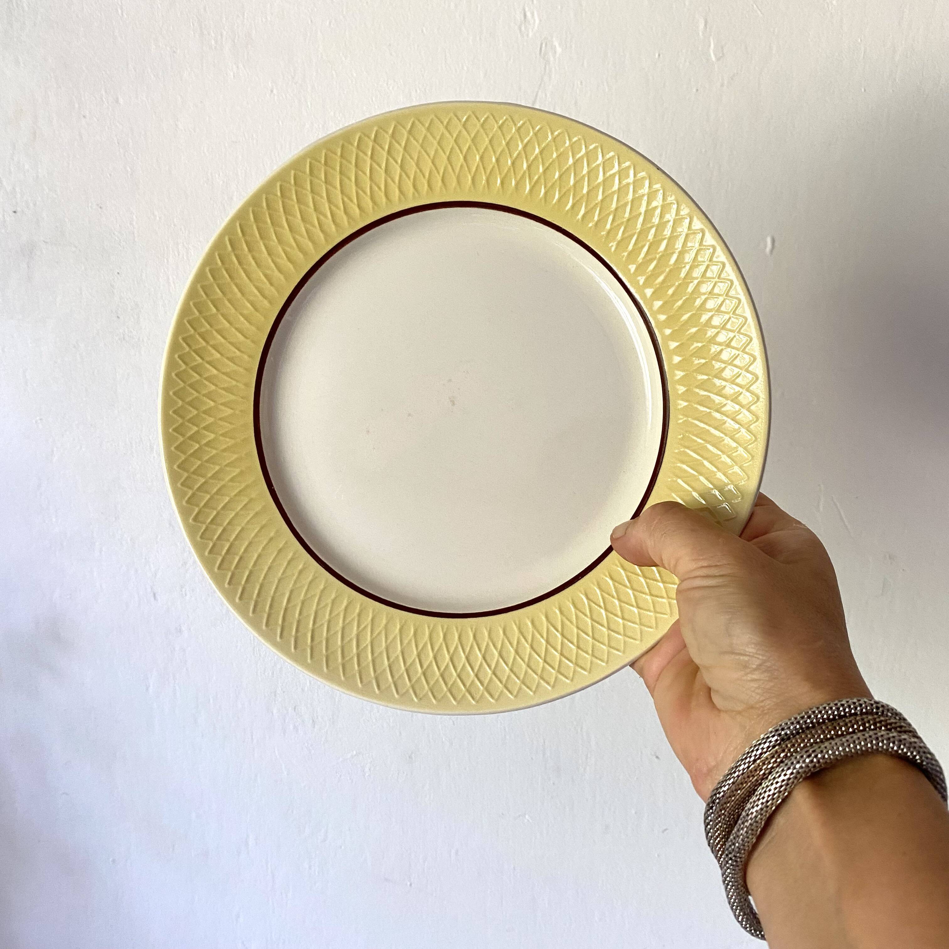 60s flat plates Moulin des Loups