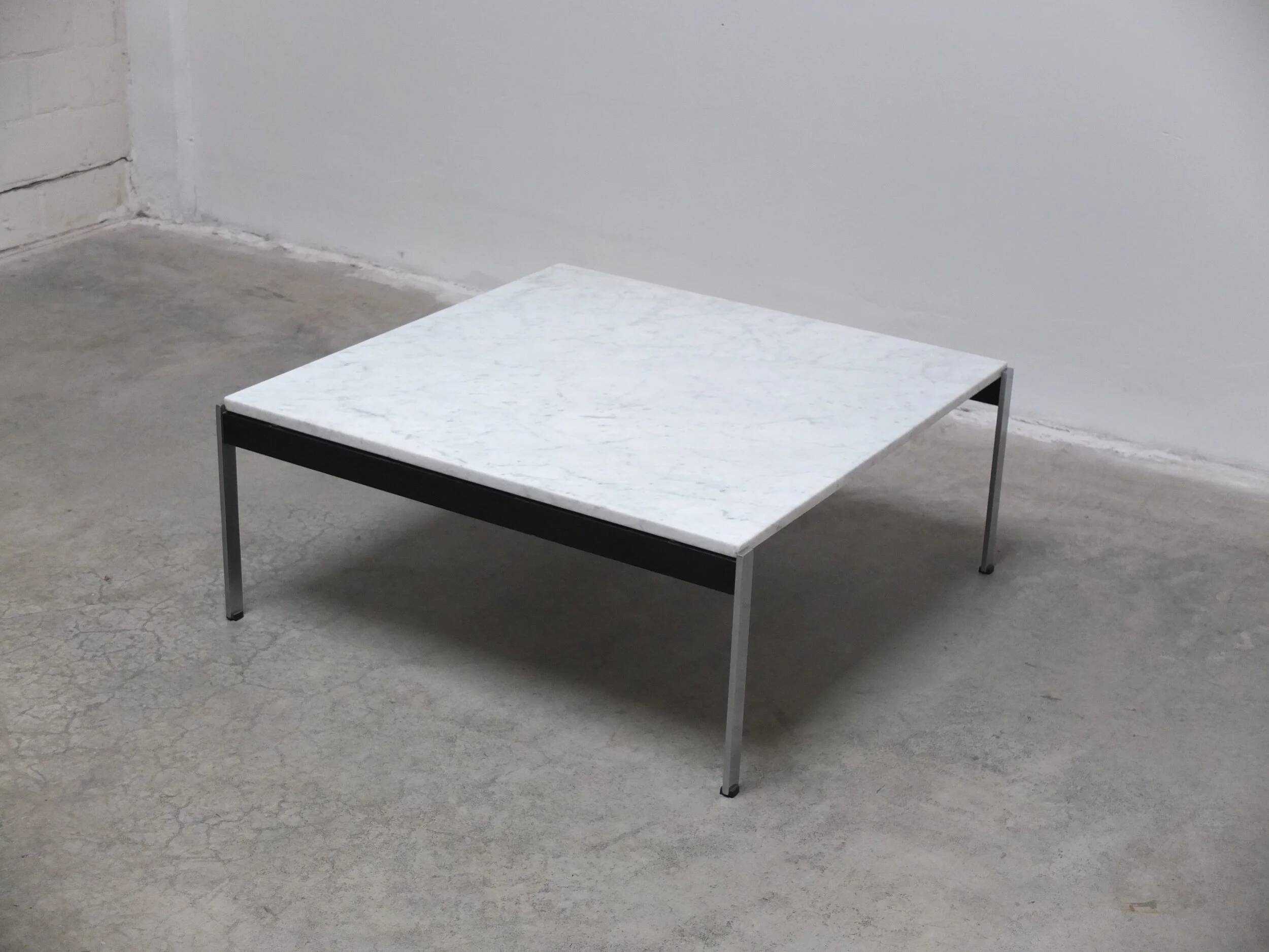 Table basse en marbre '020 Series' par Kho Liang Ie pour Artifort, 1958