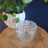 Sucrier / bonbonnière en verre ciselé