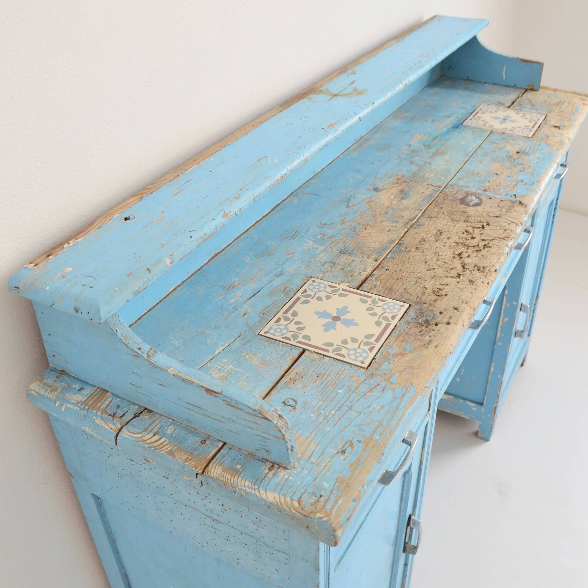 Coffee table with double tops. French design from the 70s. Glass tops.