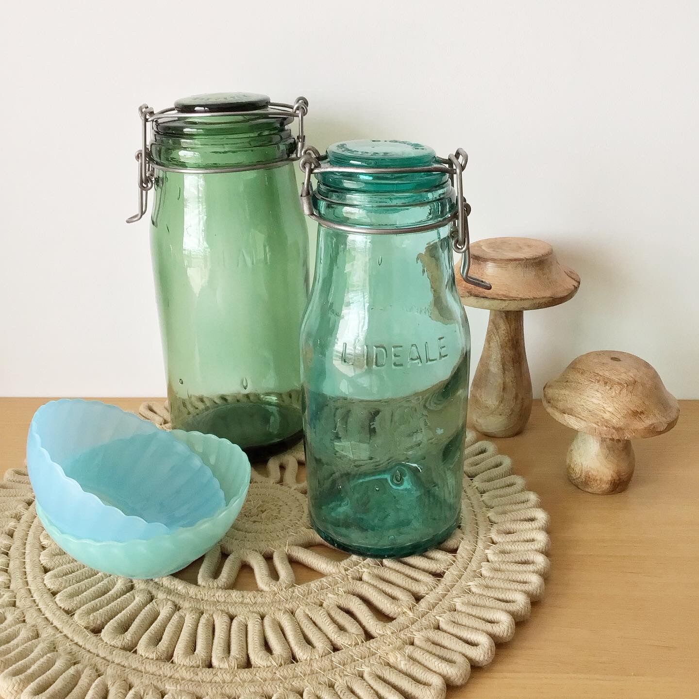 2 vintage jars ideal