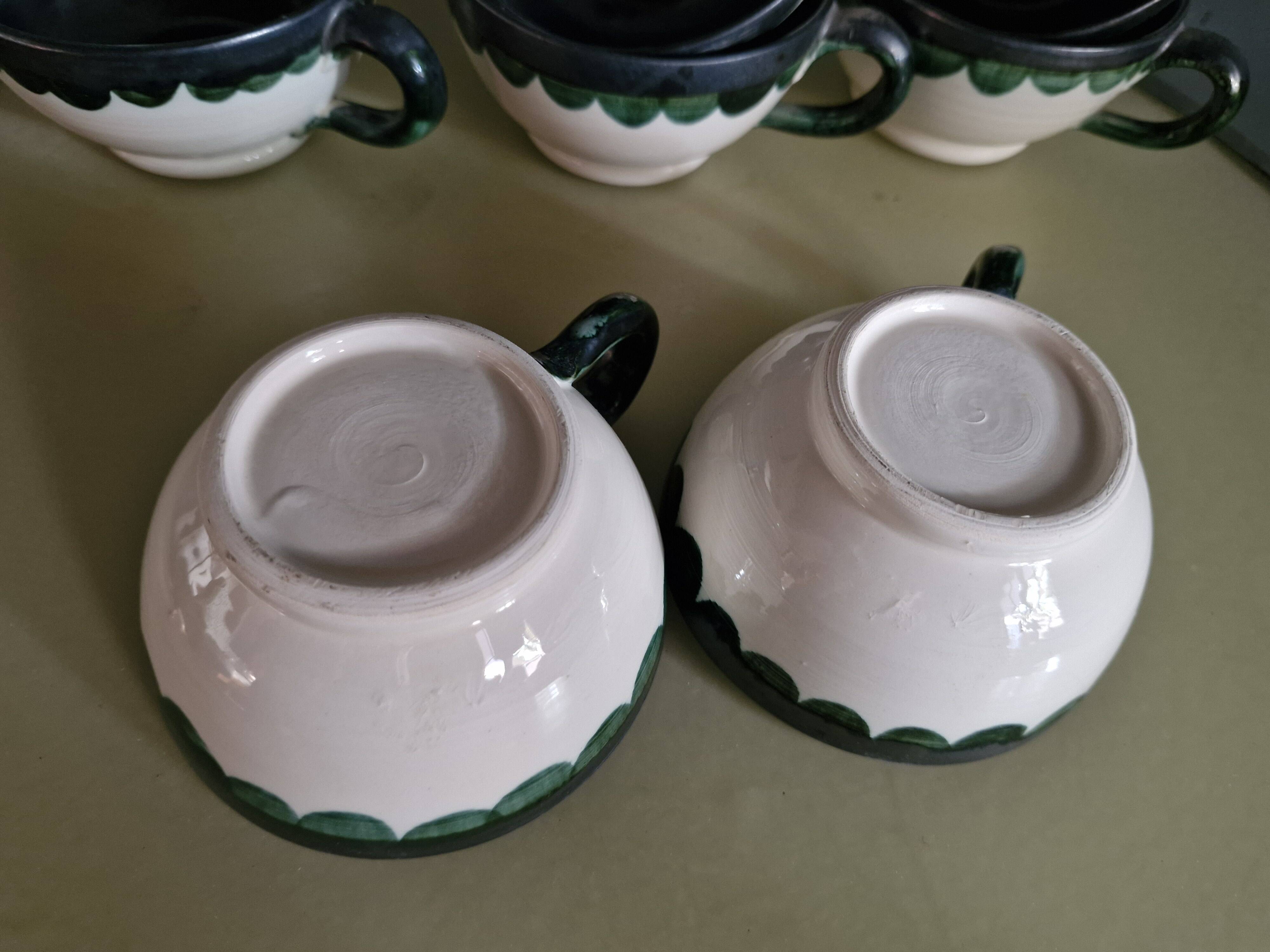 Vintage 7 Earthenware Mugs
