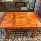 Extendable dining table in solid acacia 190cm