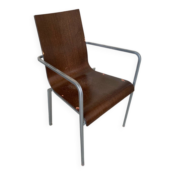Fauteuil Zoe par Archirivolto édition Ligne Roset en métal gris et coque en bois