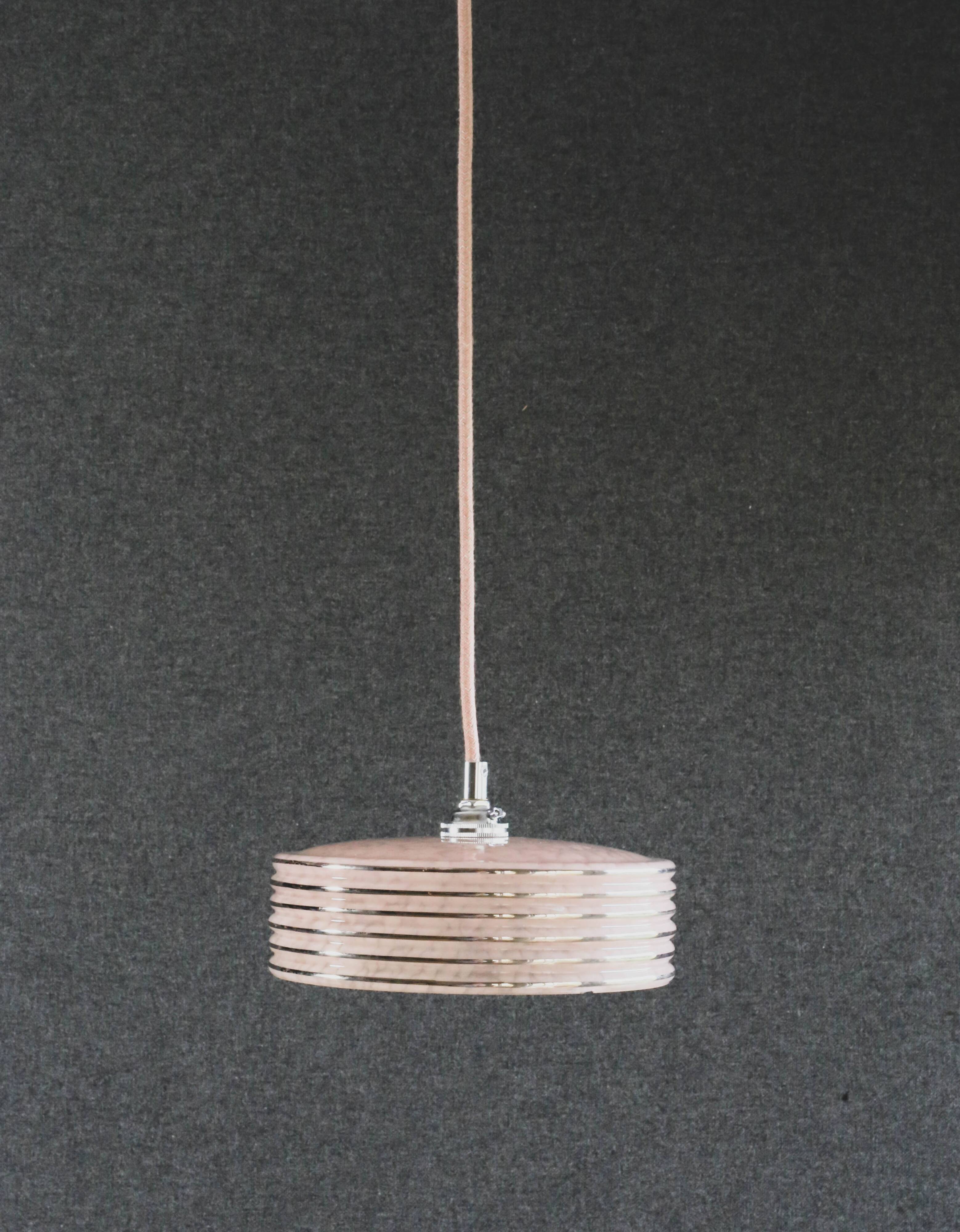 Old pendant light in pink clichy glass with silver threads, delivered with chrome socket